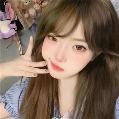 女孩海报