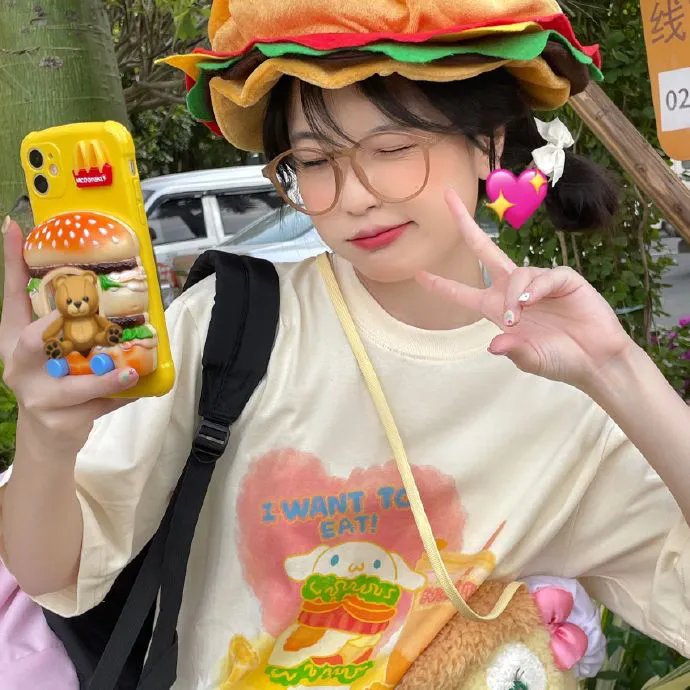 幸运有八只触手海报